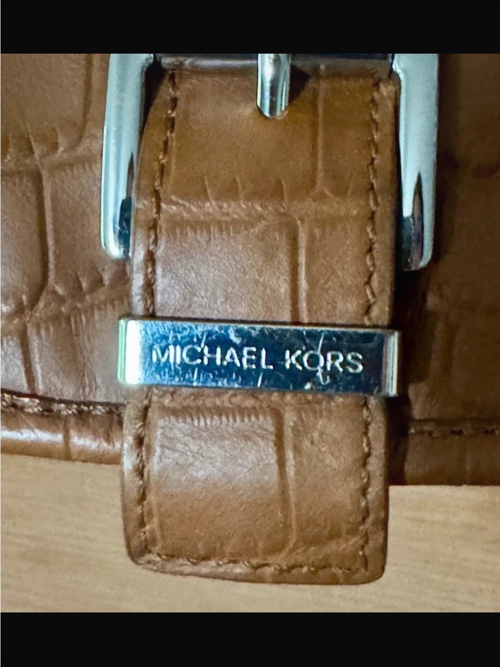 Michael Kors Cognac Croc-Embossed Crossbody Bag EUC - Picture 3 of 9